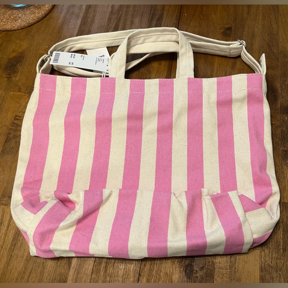 NWT Baggu pink and cream striped duck bag